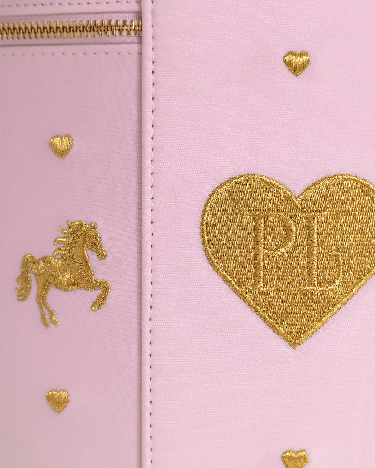 The Carousel Carry 7-Piece Beauty Gift Set